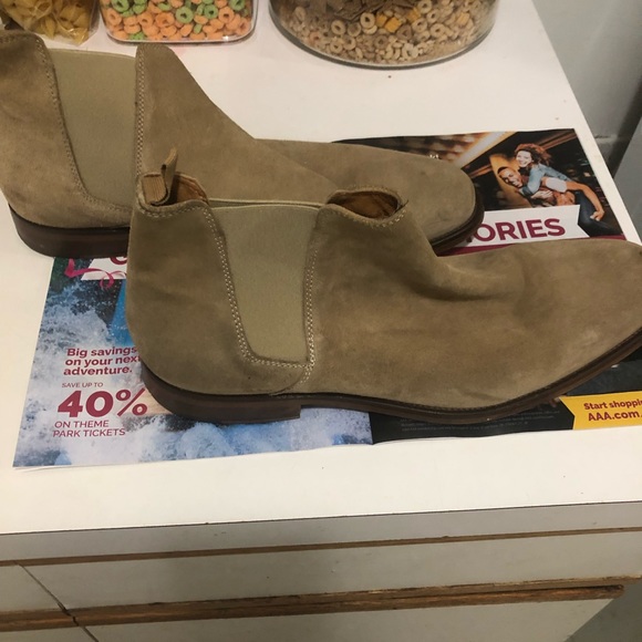 Mens boots - Picture 2 of 3